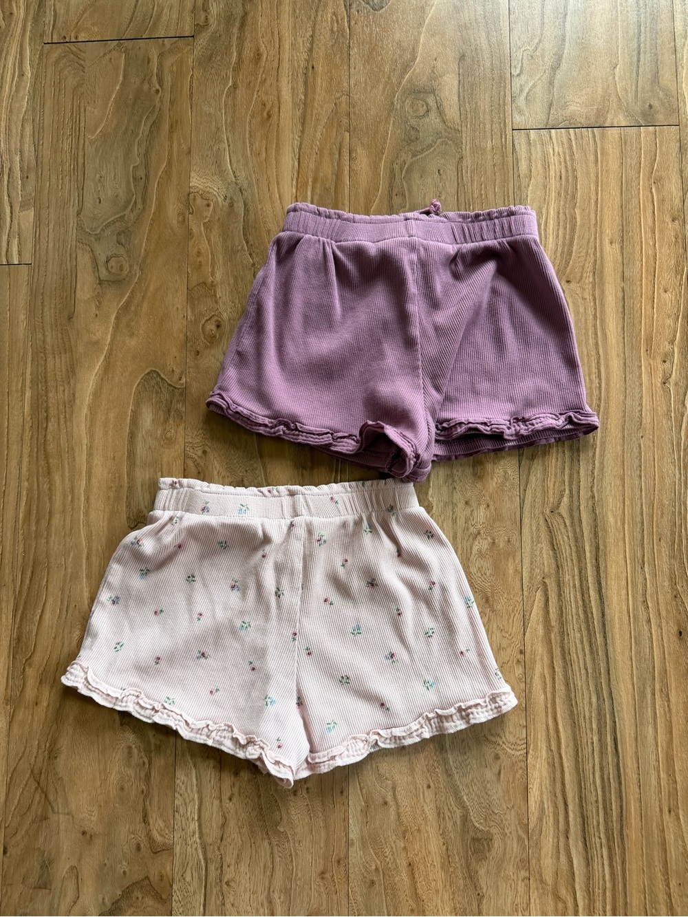H&M Baby floral ruffled shorts - Picture 3 of 3